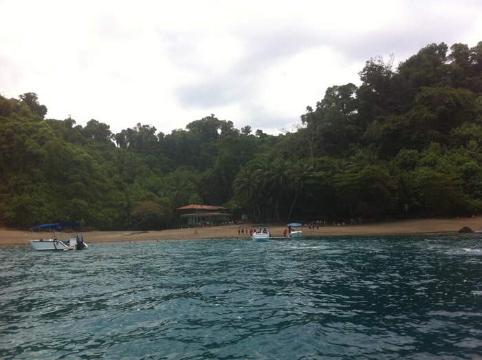 Approaching beach and ranger station at Isla del Caño.