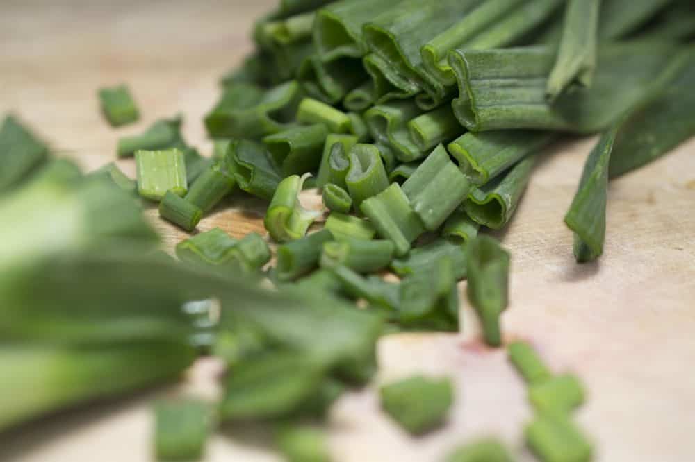 What are Scallions & Chives and How are they Used?