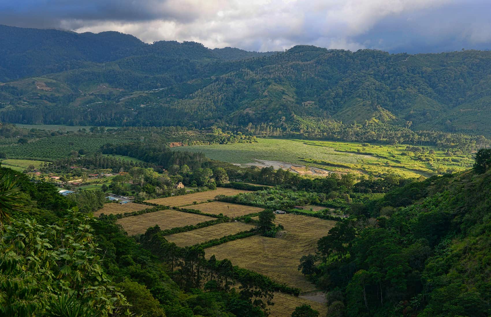 spectacular views of Costa Rica's Orosi Valley