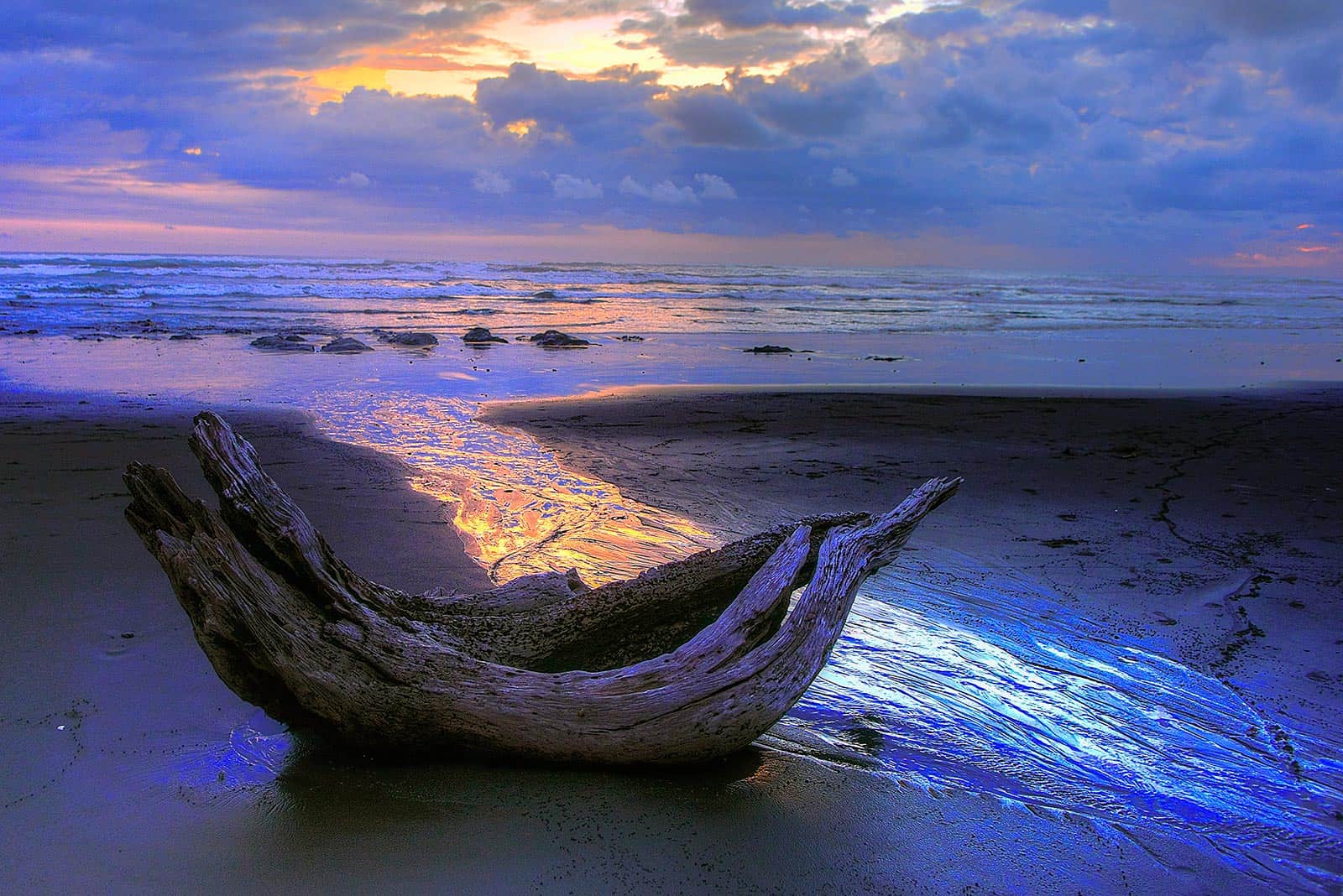 A Pacific beach sunset