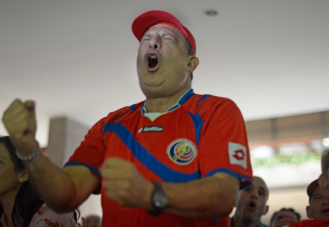 Costa Rica rejoice! President Solís watches as Ticos win Group D