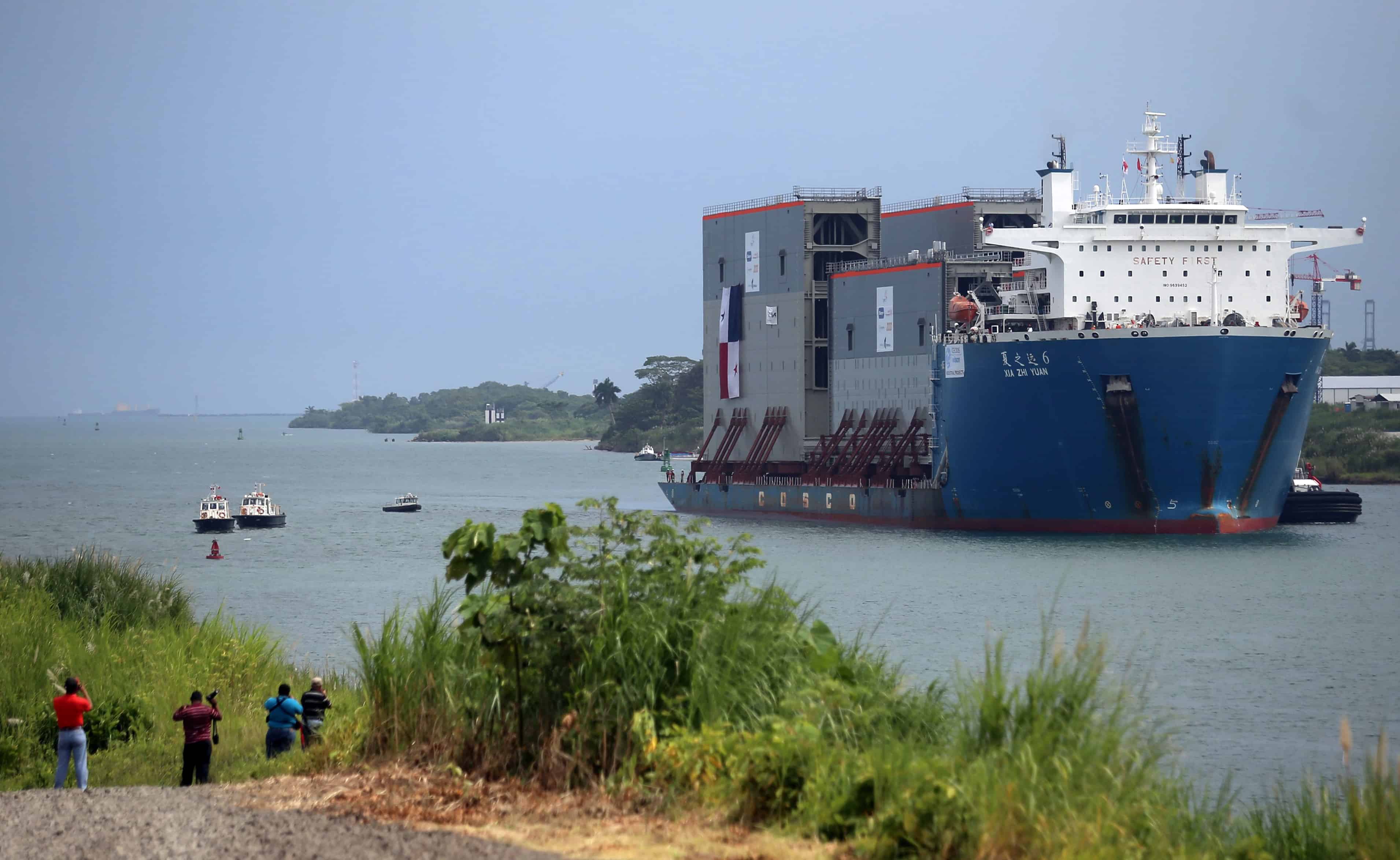 Panama canal Ship restrictions