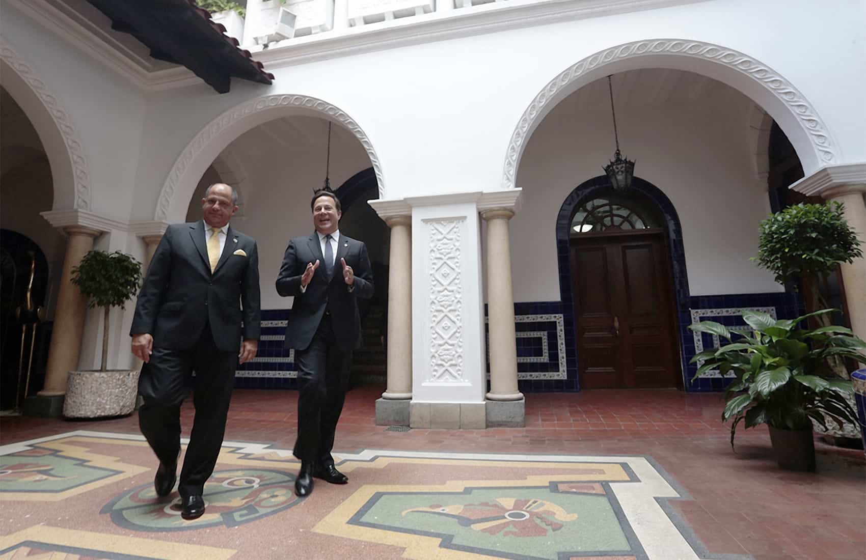 CR President Luis Guillermo Solís and Panama's Juan Carlos Varela