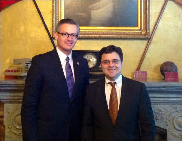 Costa Rican Foreign Minister Manuel González meets with Ricardo Zuñiga, special assistant to President Obama.