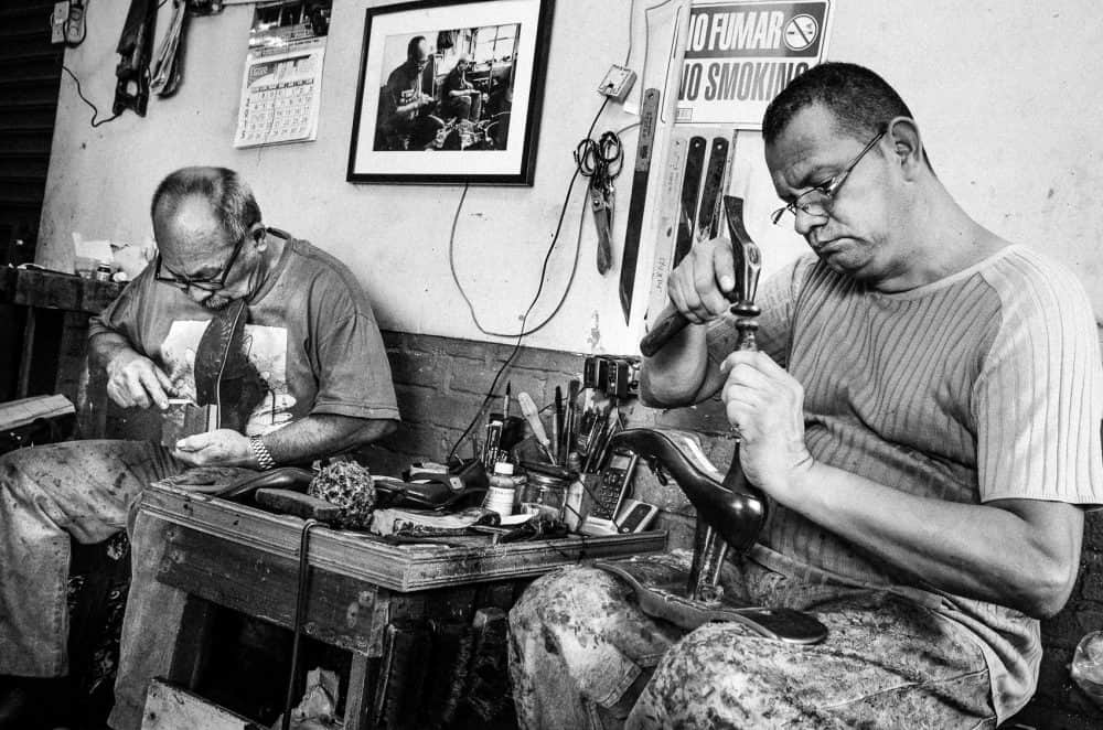 Working at Costa Rica's Barrio Amón Historic Shoe Repair Shop 