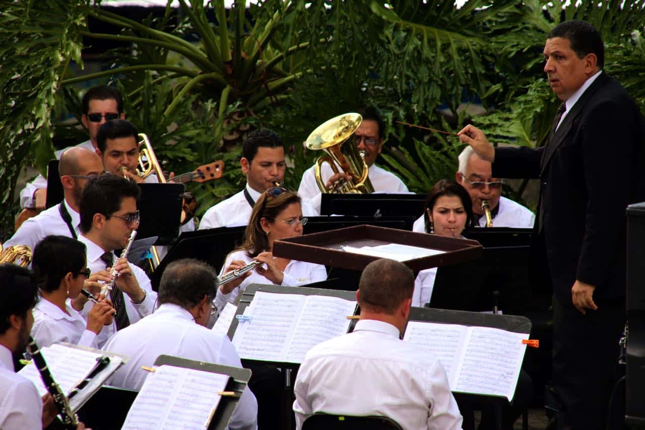 The band plays on: “Summer Series” serenades Plaza de la Democracia