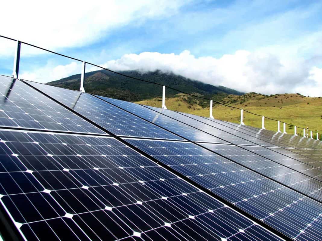 The battle over distributed generation of electricity in Costa Rica ...