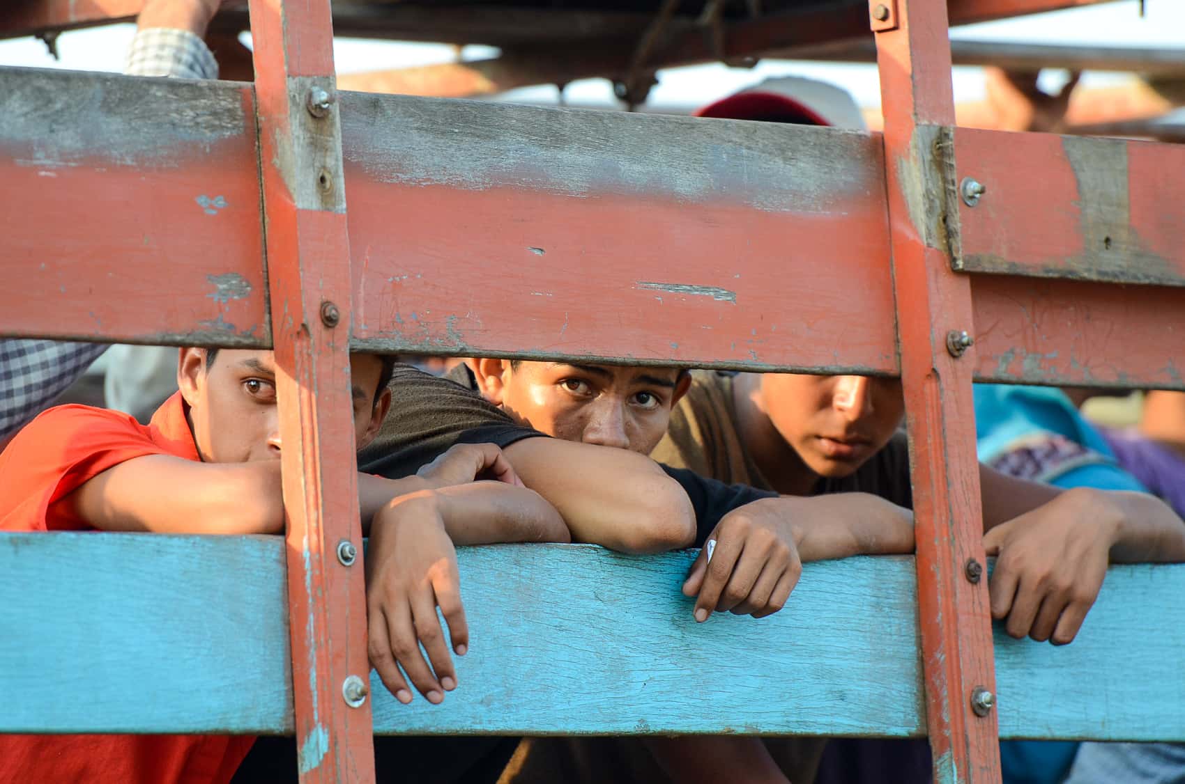Nicaraguan migrants arrives at the Costa Rican migration offices in Los Chiles. After processing, the migrants will be sent back to Nicaragua. April 28, 2015