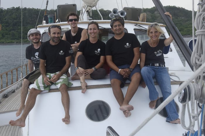 The R/V Martin Sheen crew.