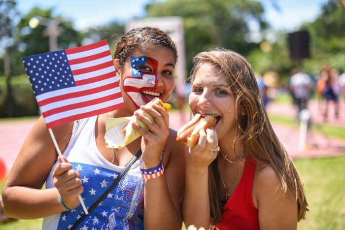 Attendants enjoyed Nathan's hot dogs and other traditional food at the 4th of July picnic at Cervecería Costa Rica on Saturday.