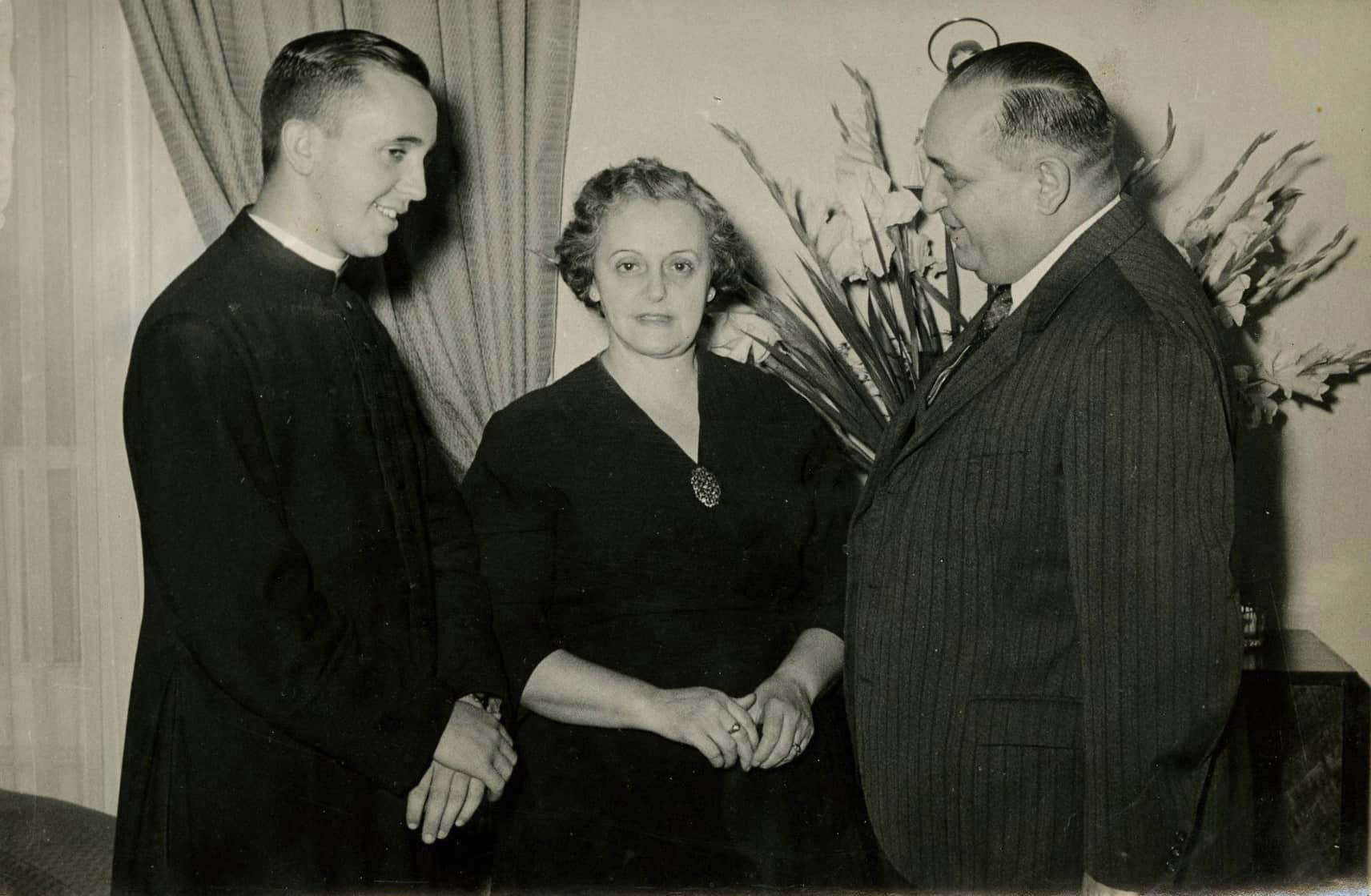 Pope Francis, left, with his mother, María Regina Sivori, and father, Mario José Bergoglio, in 1958 in Buenos Aires.