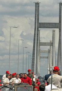 Chávez and Lula inaugurate the Orinoquía Bridge in 2006.