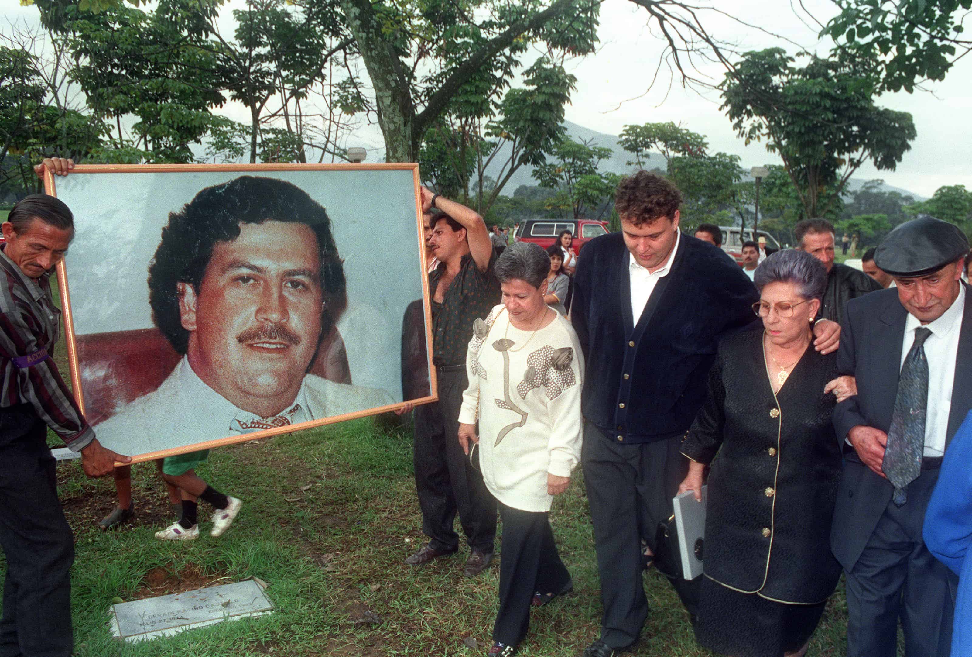 Похороны Пабло Эскобара