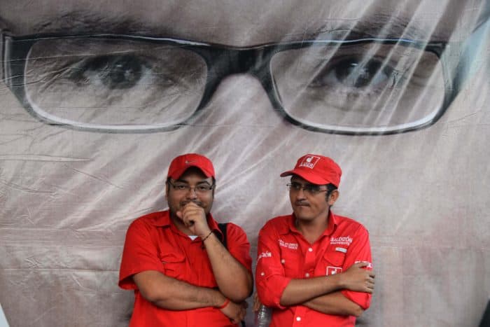 Followers of Guatemalan presidential candidate Manuel Baldizón during a campaign rally in Guatemala City, on Aug. 30, 2015.