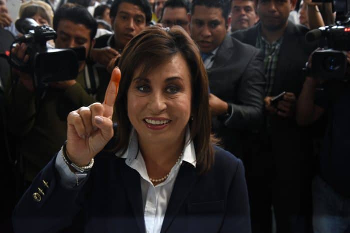 Guatemalan presidential candidate for the National Union of Hope, Sandra Torres, votes at a polling station in Guatemala City, on Sept. 6, 2015. 