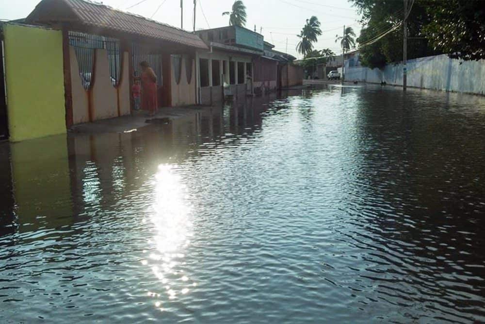 High Tides At Costa Rica’s Pacific Flood Hundreds Of Homes