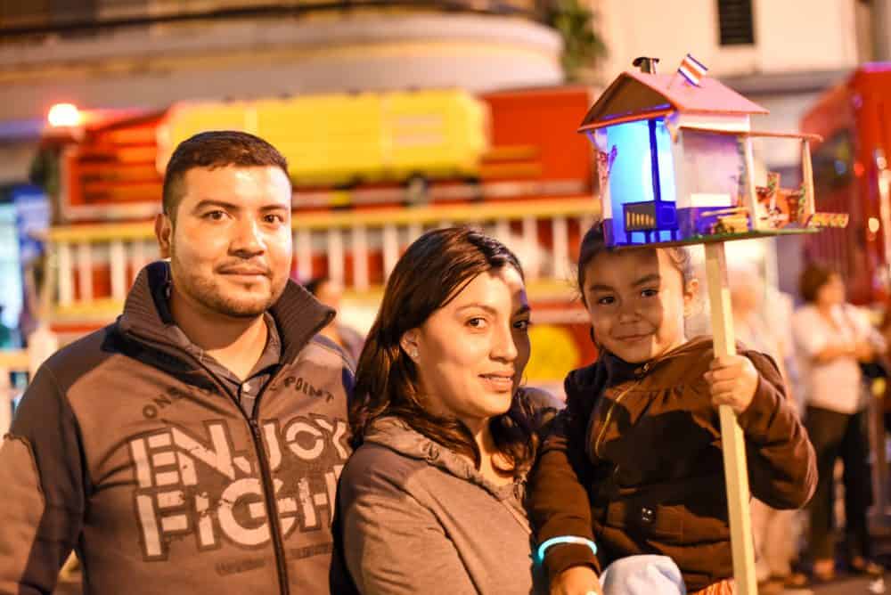 Crowds gathered in Parque Central to witness the arrival of Costa Rica's Independence Torch