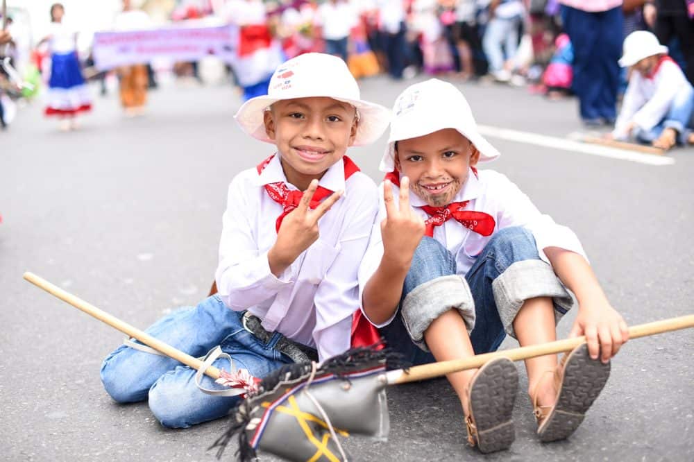 A couple of School Children at Costa Rica's Independence Day Parade.