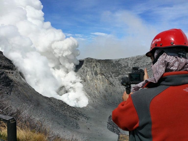 Turrialba looks for ways to (safely) build on volcano tourism