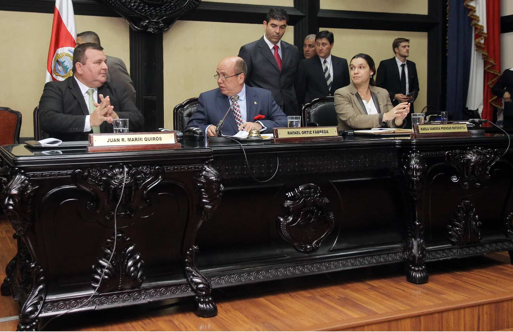 Legislative Assembly Directorate Nov. 2015: Costa Rica national budget