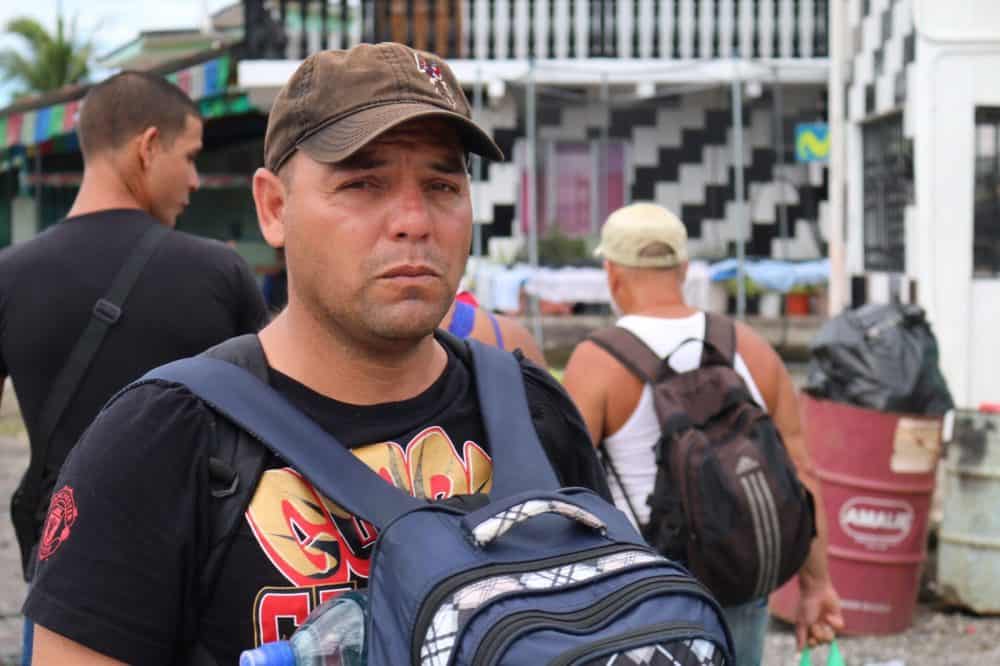 cuban migrant with baby in Costa Rica