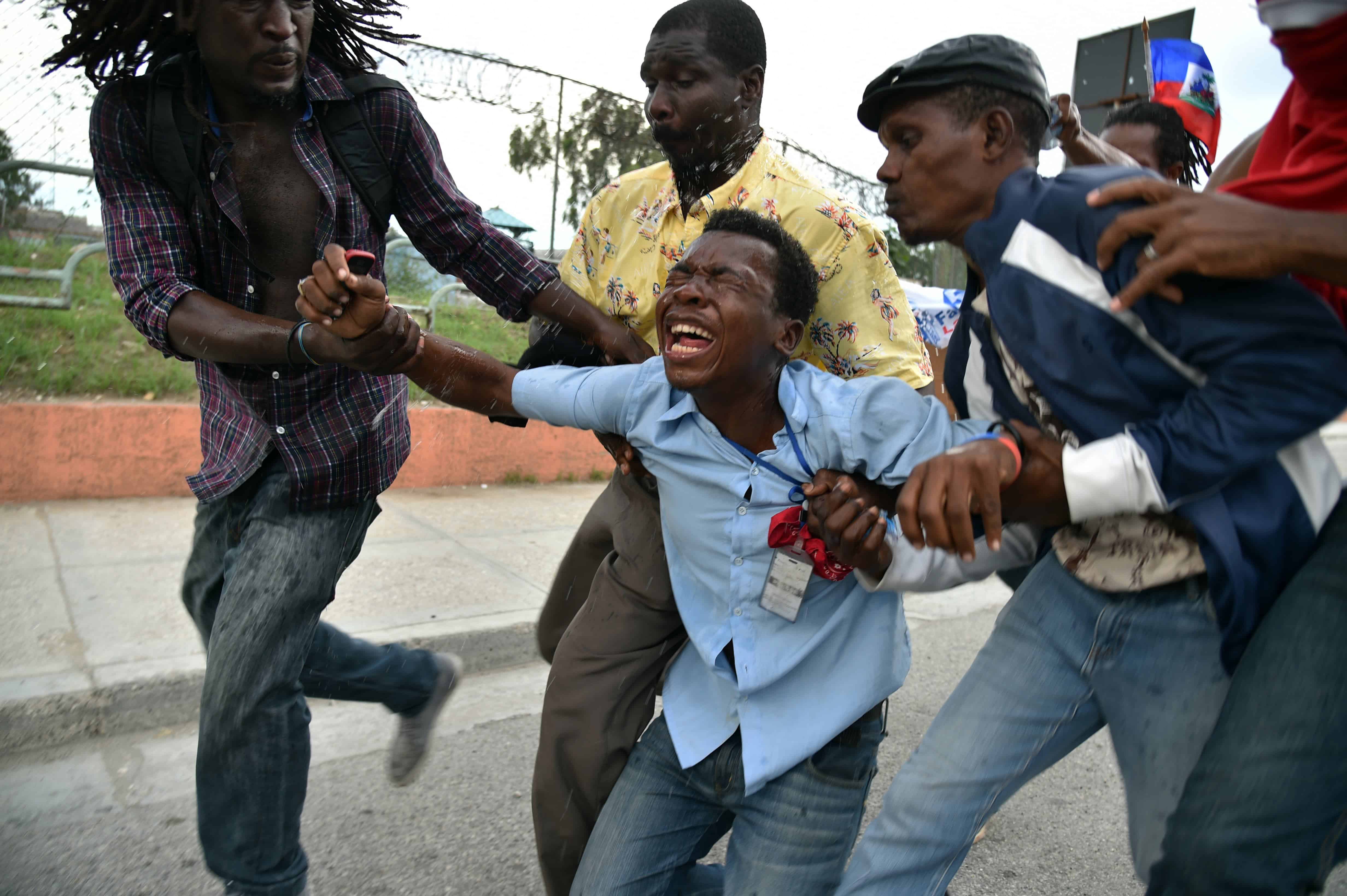 Haiti elections tear gas