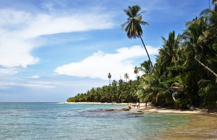 Costa Rica waves: Caribbean beaches to see large ones