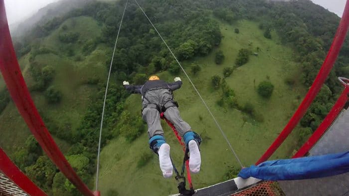 Bungee-jumping at Monteverde.