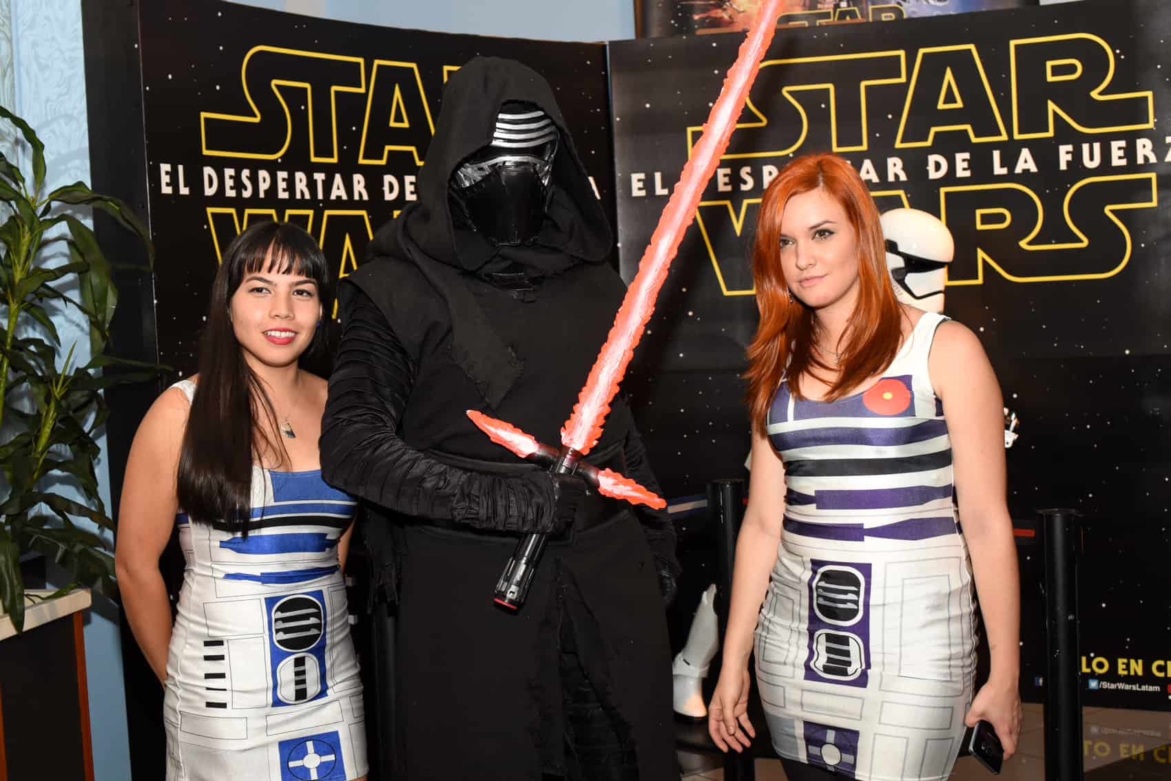 Fans pose with Kylo Ren