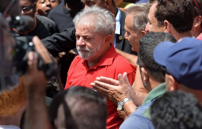 Lula vows to battle his opponents in the streets.