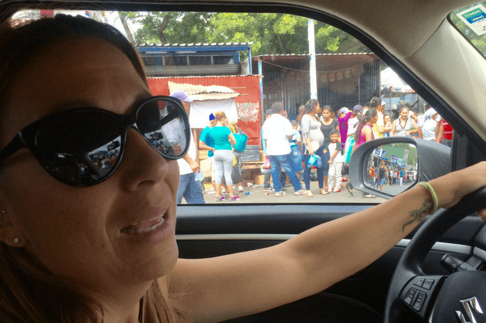 Cristina negotiates the chaos of the Mercado Oriental in Managua.