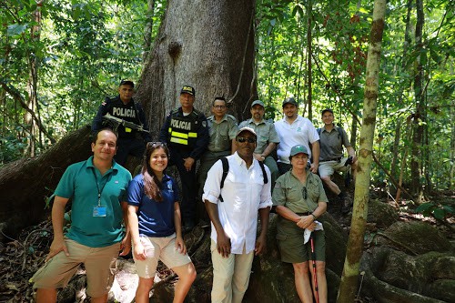 Ambassador Haney during his visit at the Corcovado park.