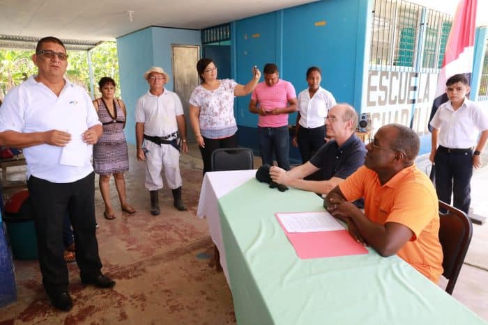 Ambassador Haney during his visit at Escuela Guadalupe in La Palma de Osa