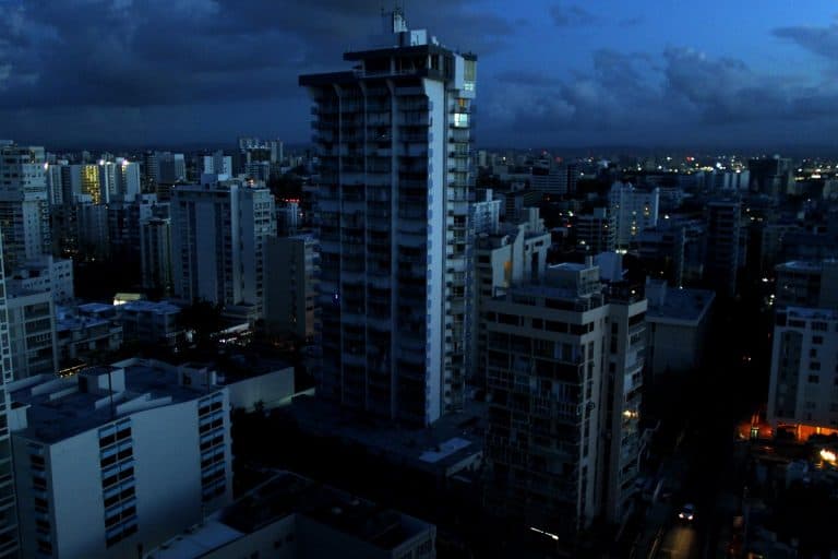 Nationwide Power Outage Hits Panama After Generator Failure