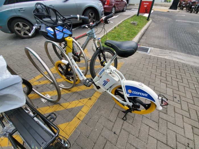 An OMNiBici parked at a bike rack in San José
