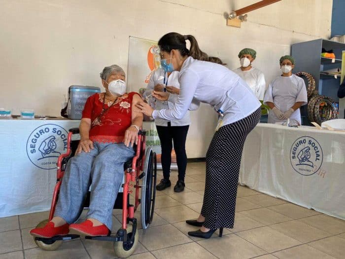 Costa Rica pledges more vaccines for elderly