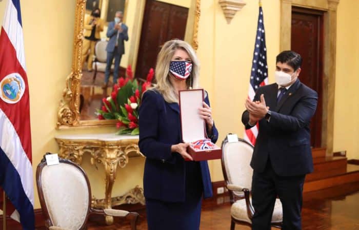 Costa Rica honors U.S. Ambassador as term ends