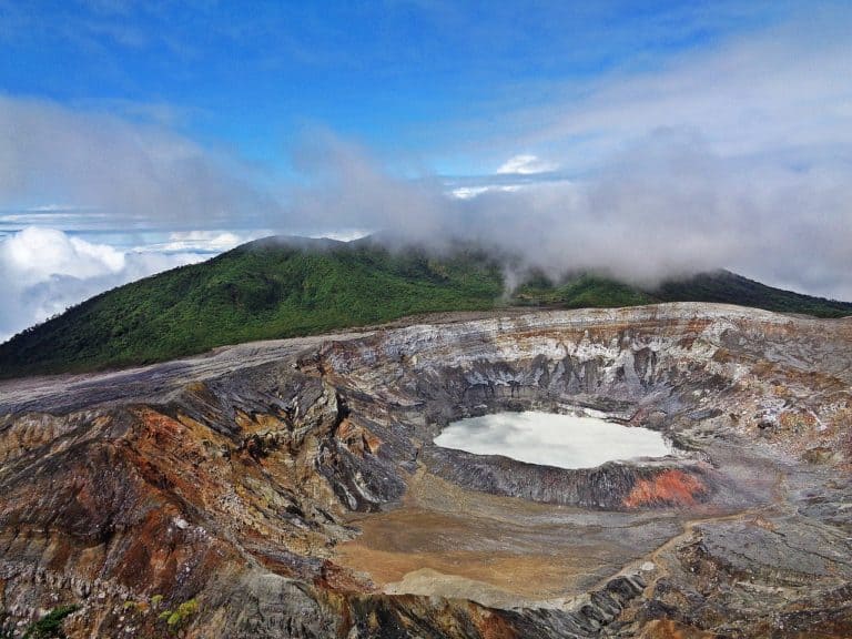 Costa Rica’s Poás Volcano Shows Slight Decrease in Activity