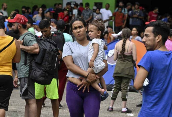 Venezuelan Migrants Fill Shelters in Panama due to US Entry Ban