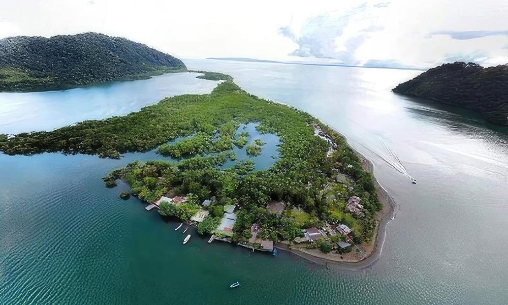 Caballo Island Costa Rica