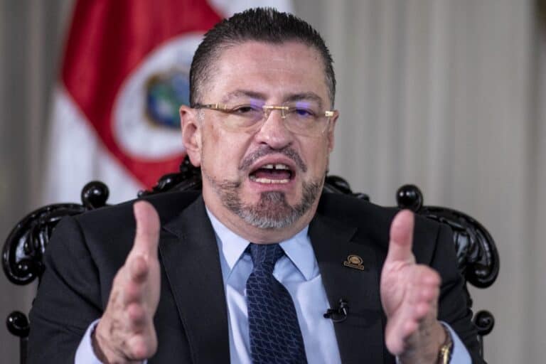 Costa Rica’s Chaves Slams Supreme Court as “National Disgrace” in Corruption Case