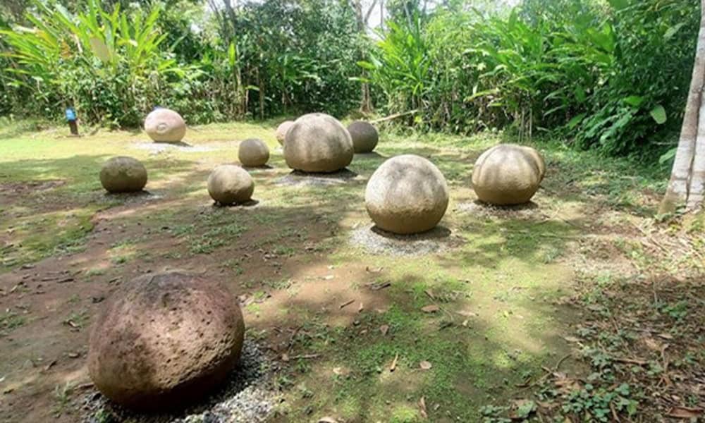 The stone spheres at Finca 6 (and elsewhere) in Costa Rica