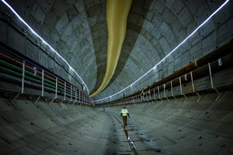 New Panama Metro Tunnel Under the Canal Aims to Cut Commute Times