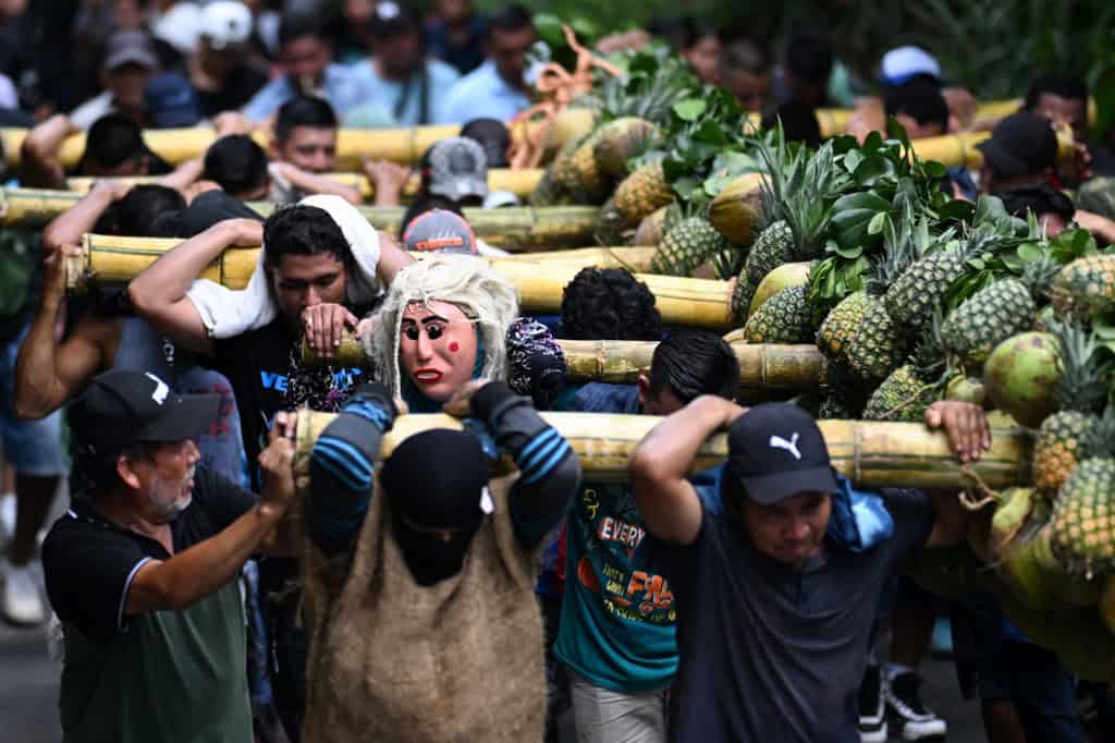 El Salvador Fruit Festival