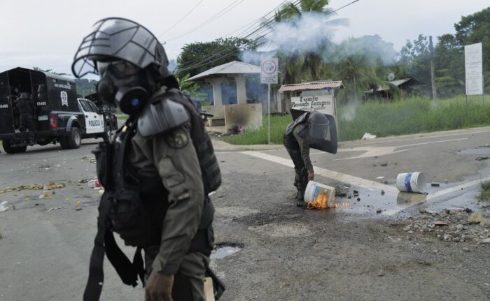 Panama Riot police