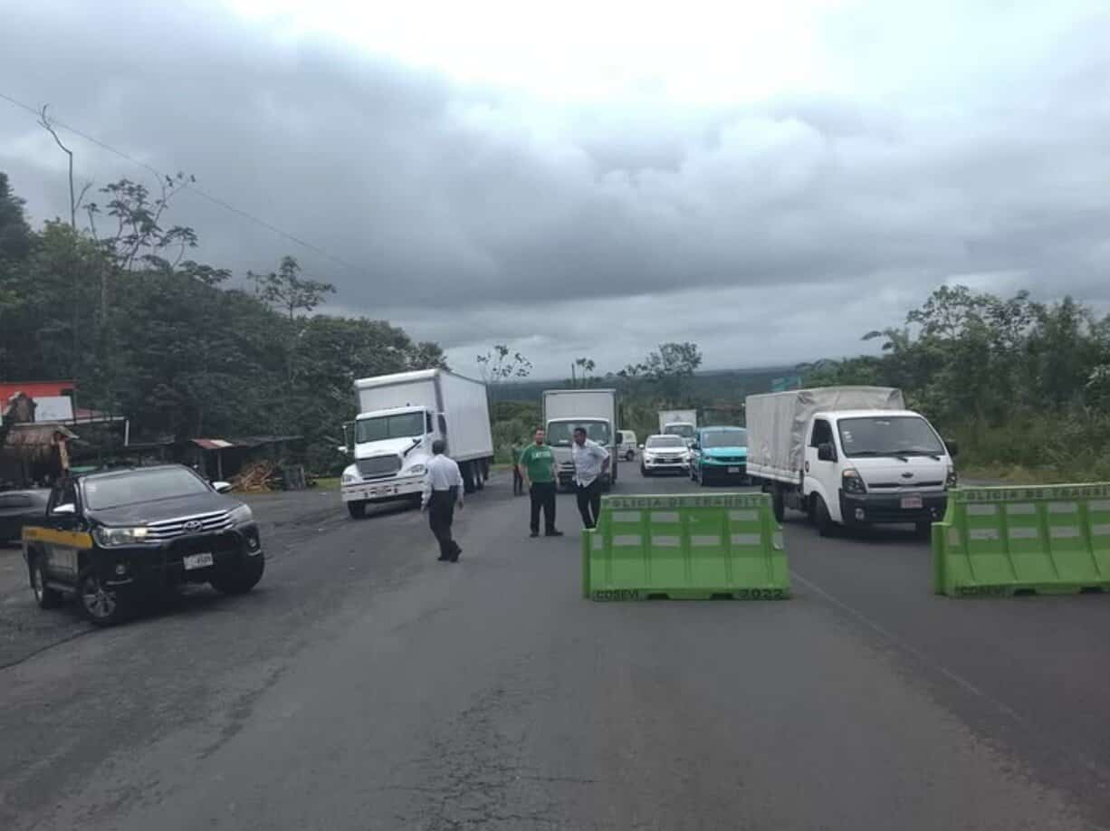 Costa Rica Road Route 32 Closed