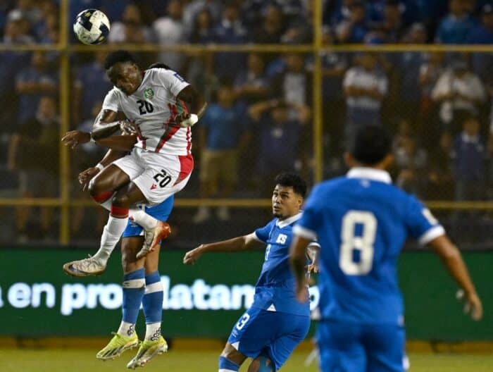 El Salvador vs Suriname Soccer