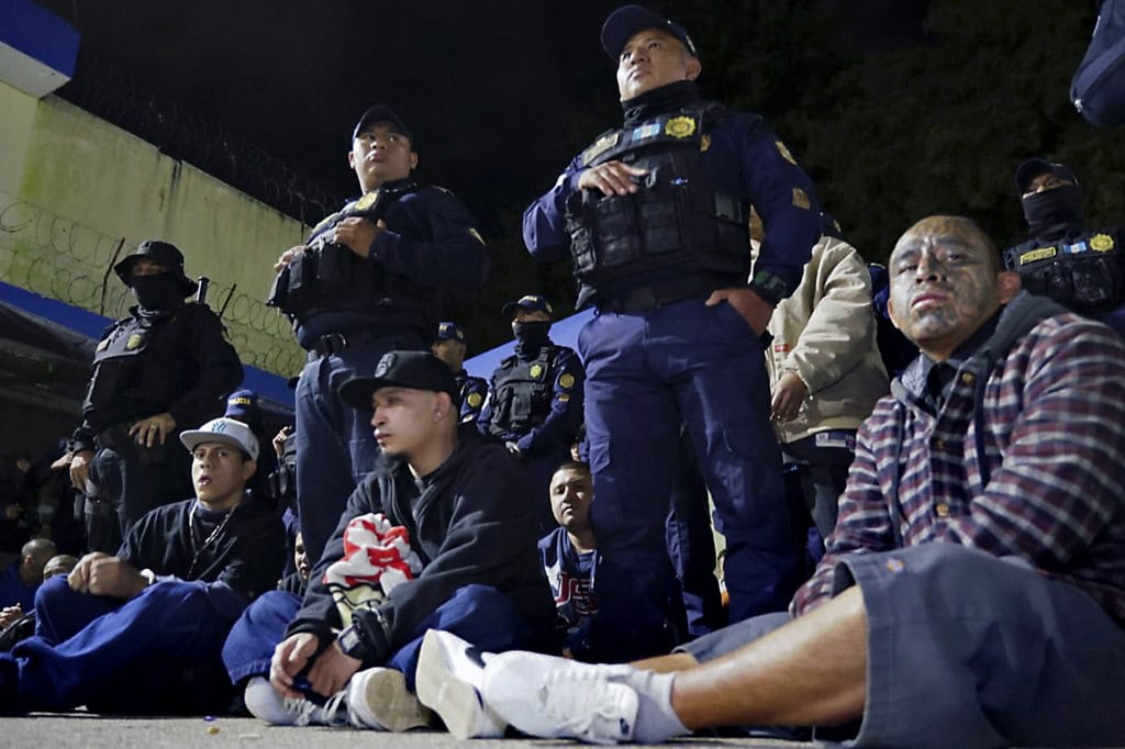 gang members during a raid at Fraijanes II prison