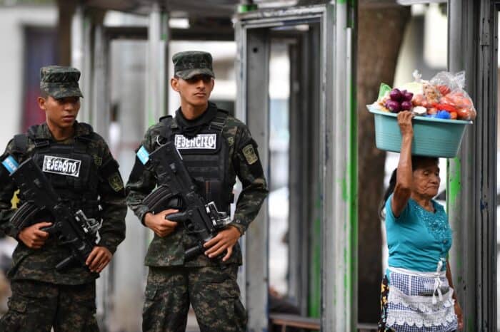 Honduran army at guard for election fraund