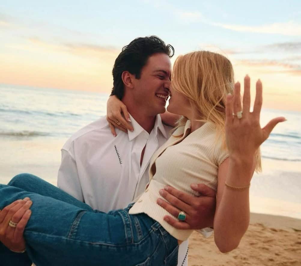 Bachelor Star Cassie Randolph Weds Musician in Intimate Costa Rica Wedding